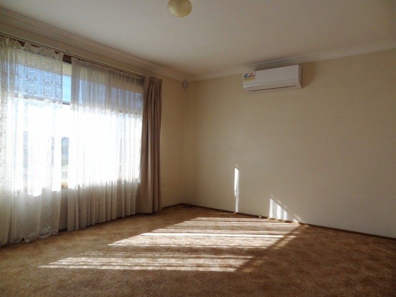 21 Bligh Avenue, Lurnea NSW 2170