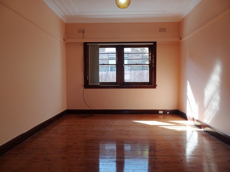 18 Jarrett Street, Clemton Park NSW 2206