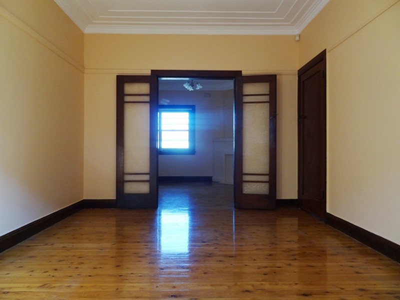 18 Jarrett Street, Clemton Park NSW 2206