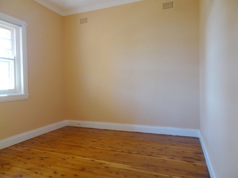 18 Jarrett Street, Clemton Park NSW 2206