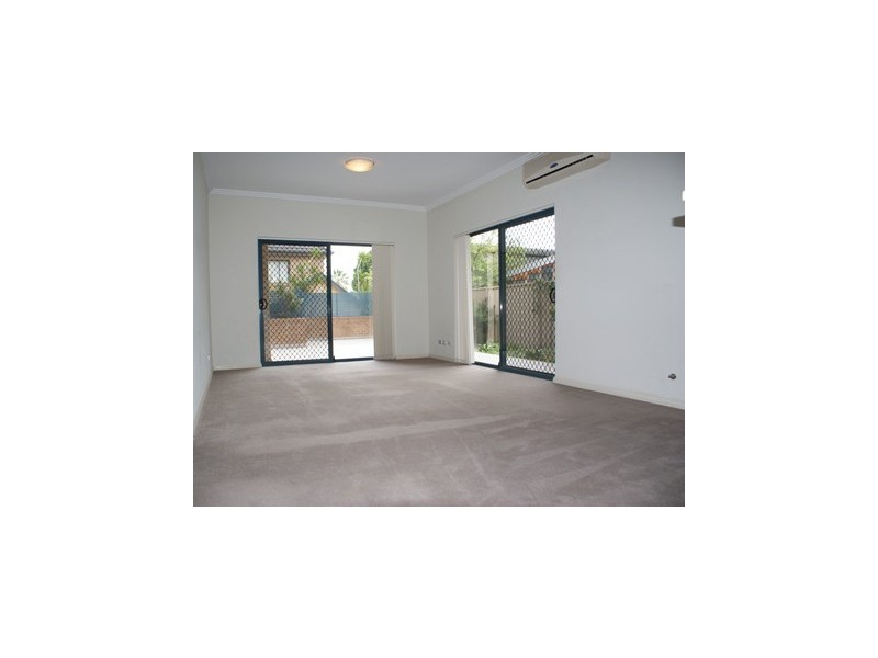 2/709 Forest Road, Bexley NSW 2207