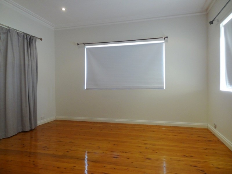 2a Virginia Avenue, Bardwell Valley NSW 2207