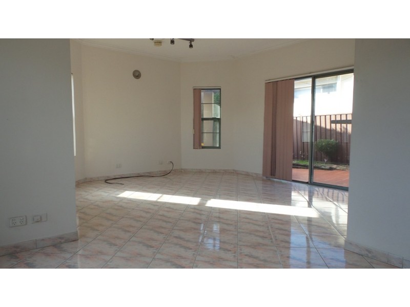 2/59 Remly Street, Roselands NSW 2196