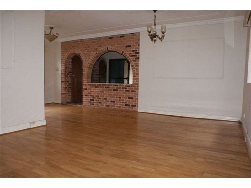 9 Nicholas Avenue, Campsie NSW 2194