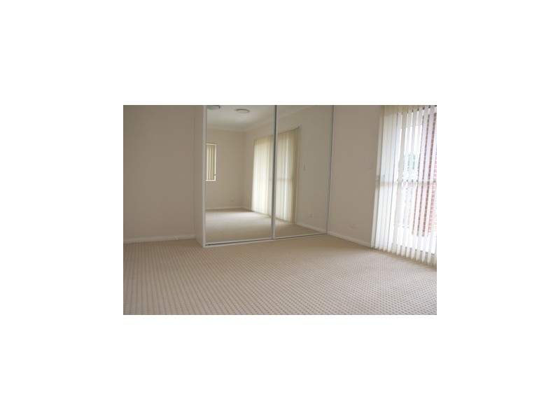 77 Fleet Street, Carlton NSW 2218