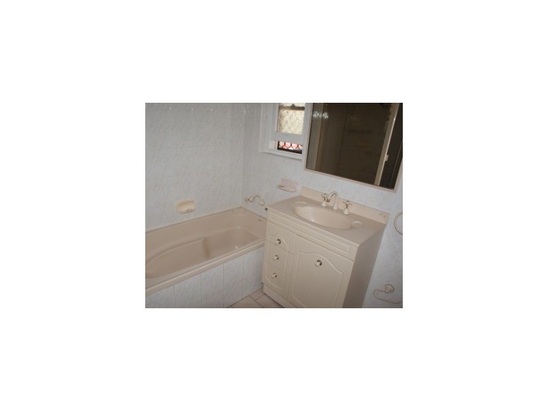 5 Flat Rock Road, Kingsgrove NSW 2208