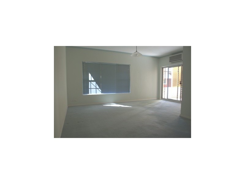 2/15 Gladstone Street, Bexley NSW 2207