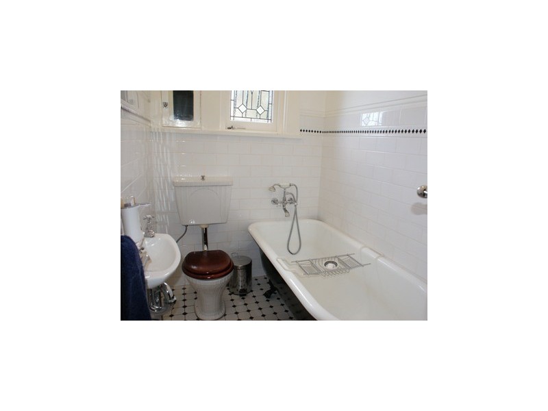 6 Alexander Street, Penshurst NSW 2222