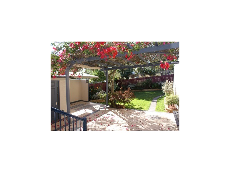 6 Hillcrest Ave, Bardwell Valley NSW 2207