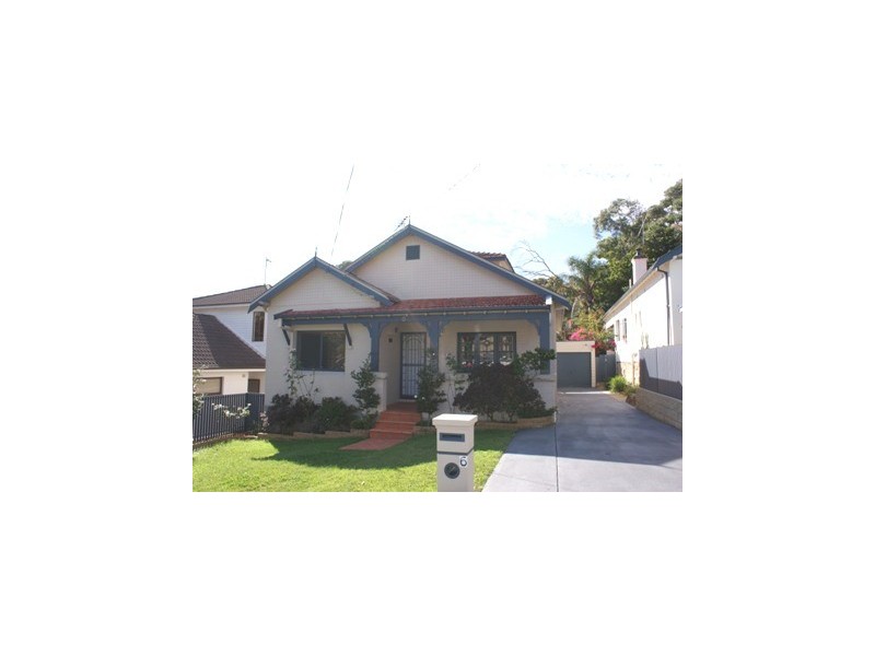 6 Hillcrest Ave, Bardwell Valley NSW 2207