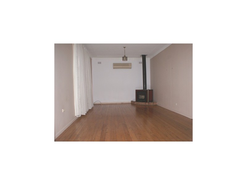 92 Bonds Road, Peakhurst NSW 2210