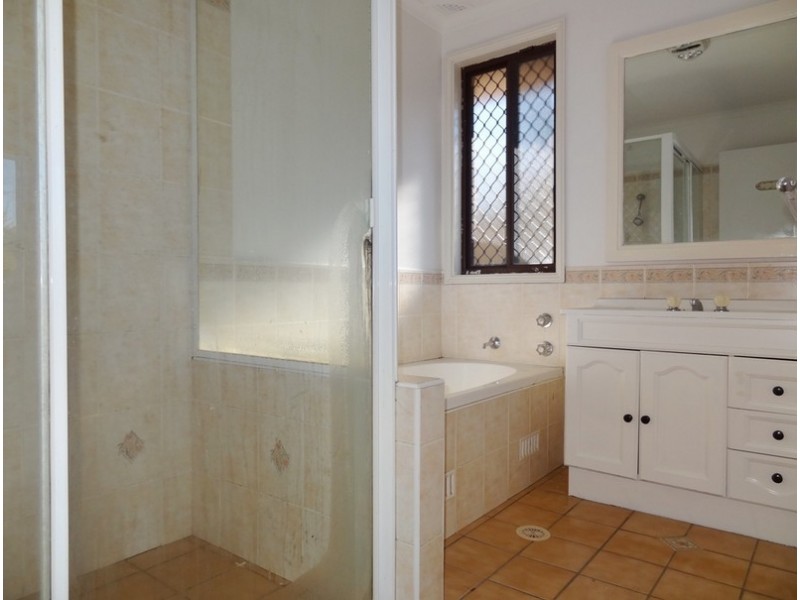 7 Tobermory Avenue, St Andrews NSW 2566