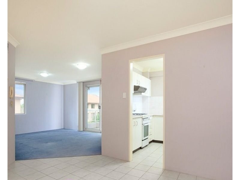 23/7 Mead Drive, Chipping Norton NSW 2170