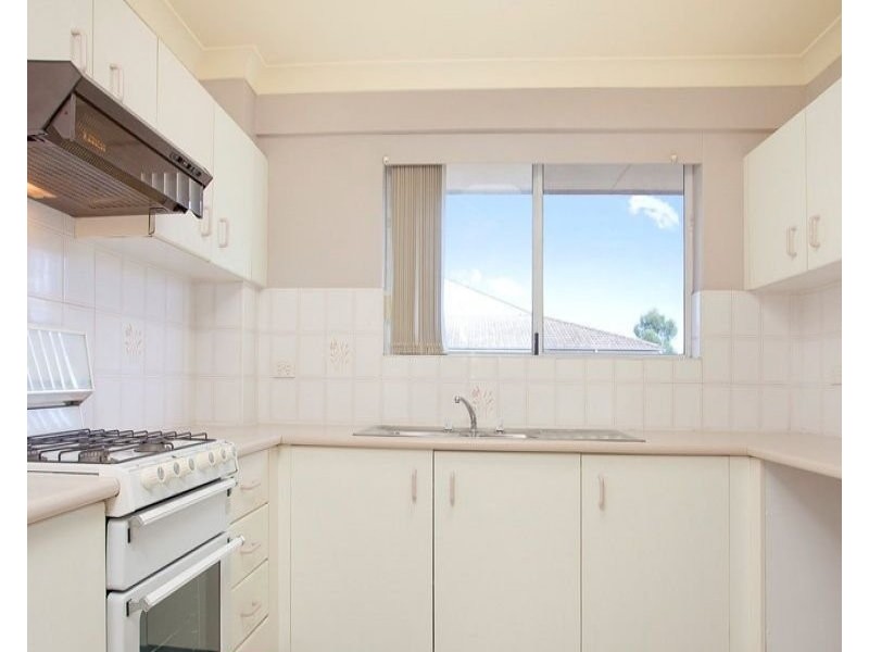 23/7 Mead Drive, Chipping Norton NSW 2170