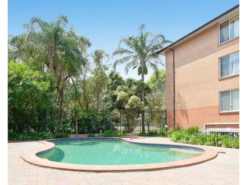 23/7 Mead Drive, Chipping Norton NSW 2170