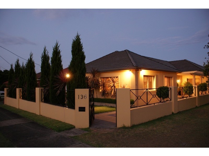Kingsgrove NSW 2208