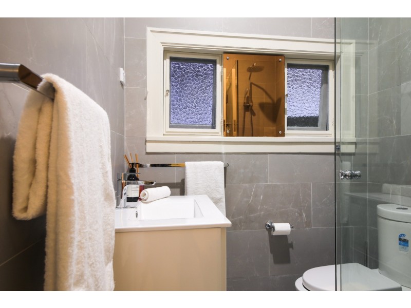 5 Kingsgrove Avenue, Kingsgrove NSW 2208