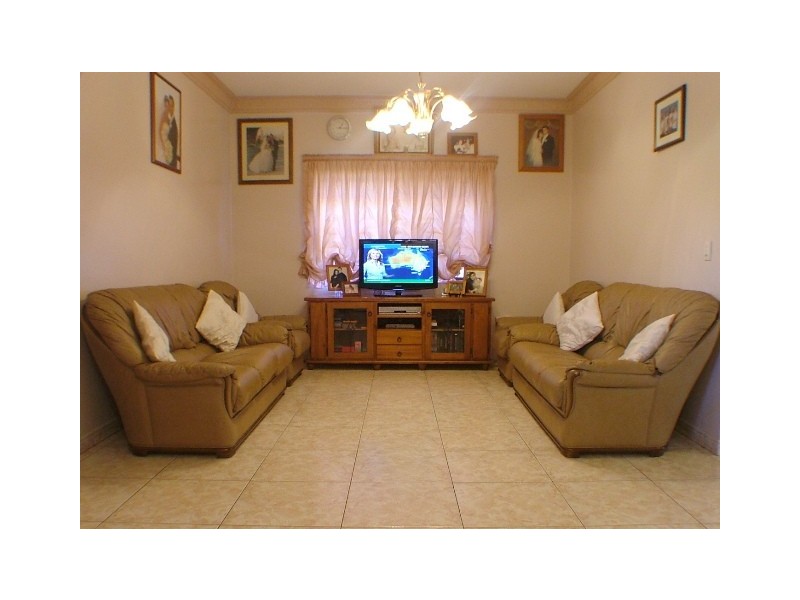 2 Liney Avenue, Clemton Park NSW 2206