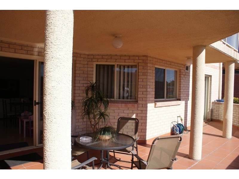 10/1 Hillview Street, Roselands NSW 2196