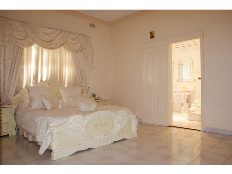 108 Harrow Road, Bexley NSW 2207