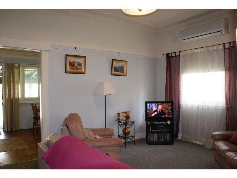 55 Tabrett, Banksia NSW 2216