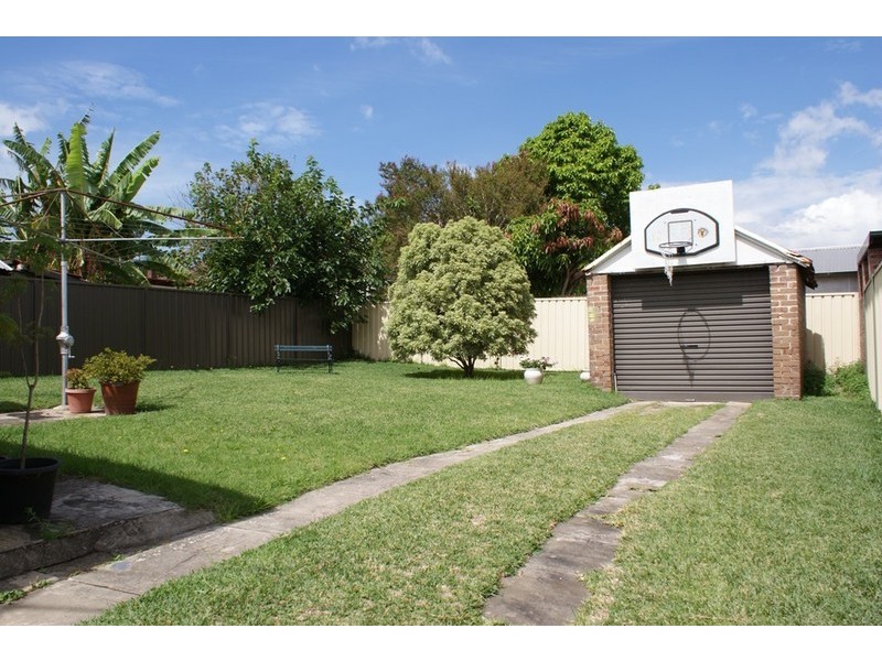 55 Tabrett, Banksia NSW 2216