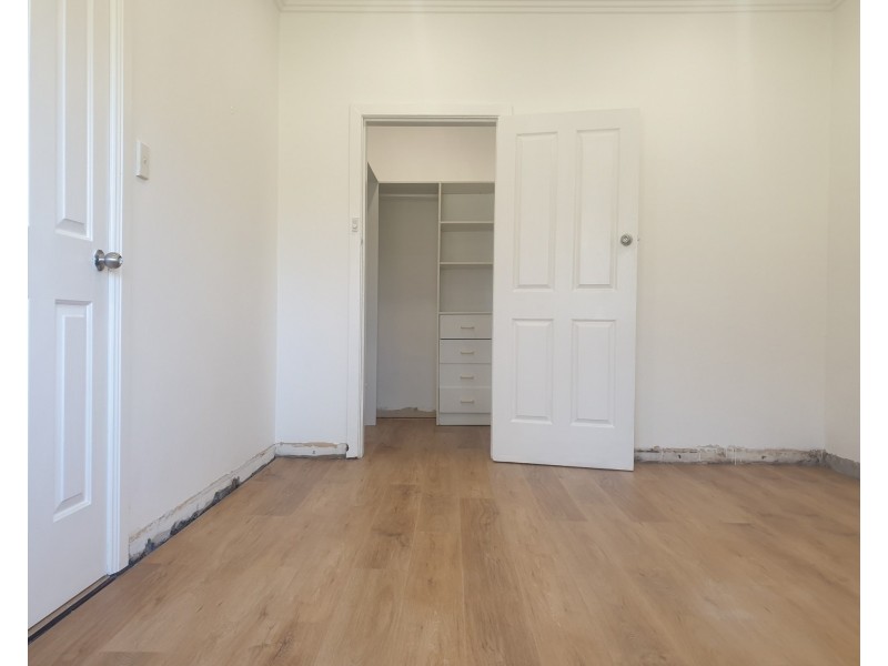 16 Olive Crescent, Peakhurst NSW 2210