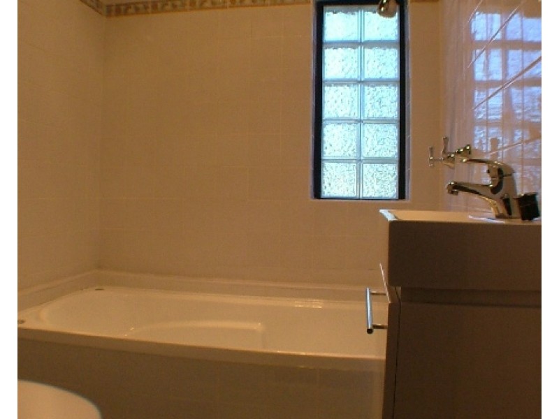 16 Olive Crescent, Peakhurst NSW 2210