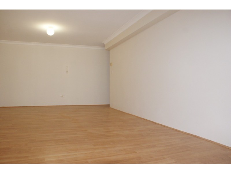 5 / 82 – 84  Walpole Street, Merrylands NSW 2160