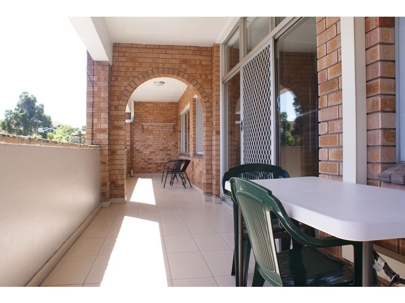 8/16 Queen Victoria Street, Kogarah NSW 2217