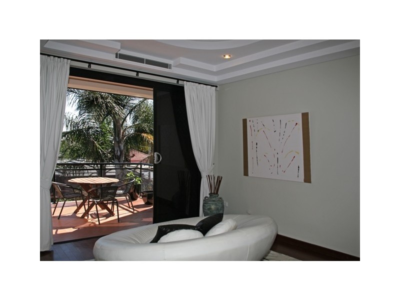 121 Moorefields Road, Roselands NSW 2196