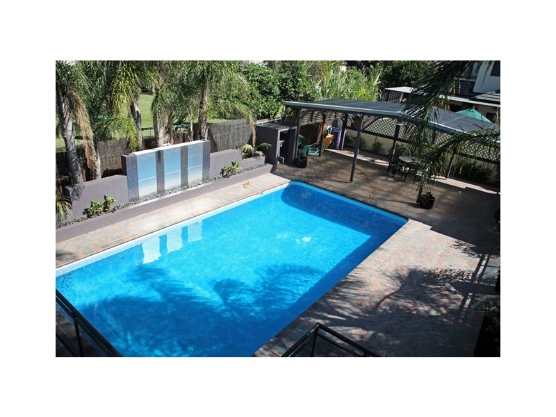 121 Moorefields Road, Roselands NSW 2196