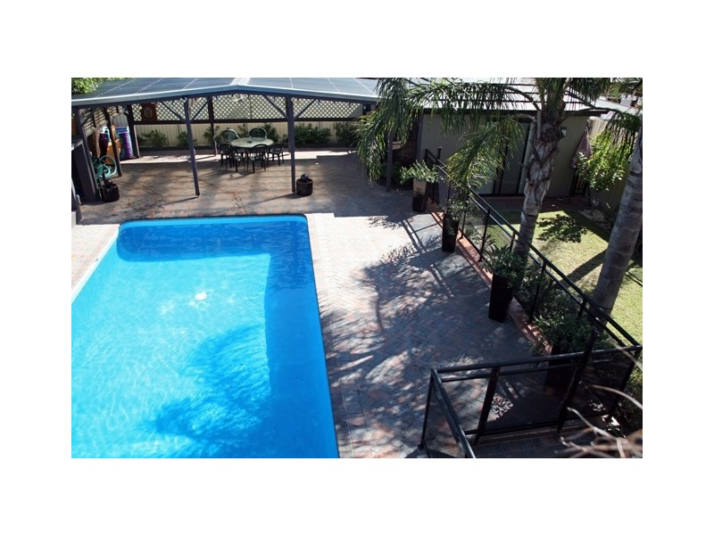 121 Moorefields Road, Roselands NSW 2196