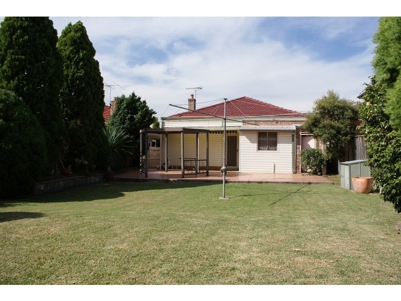33 Gibbes Street, Banksia NSW 2216