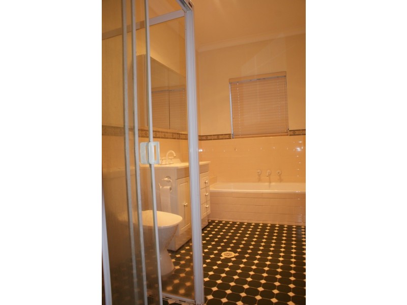 16a Bayview Street, Bexley NSW 2207