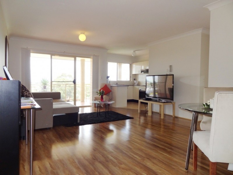 7 / 1 Hillview Street, Roselands NSW 2196