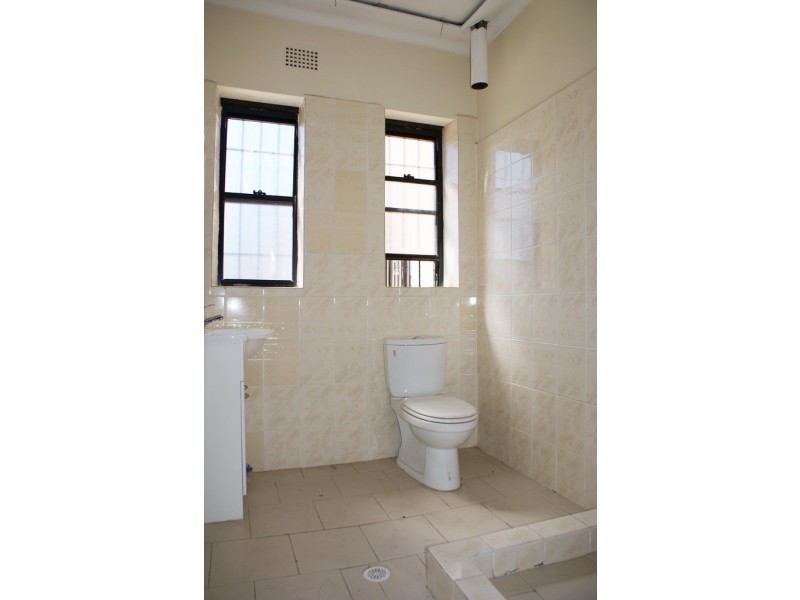 438 Hume Highway, Yagoona NSW 2199