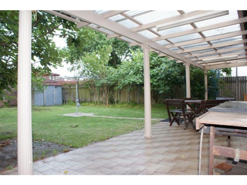 11 Strathmore Parade, Roseville NSW 2069