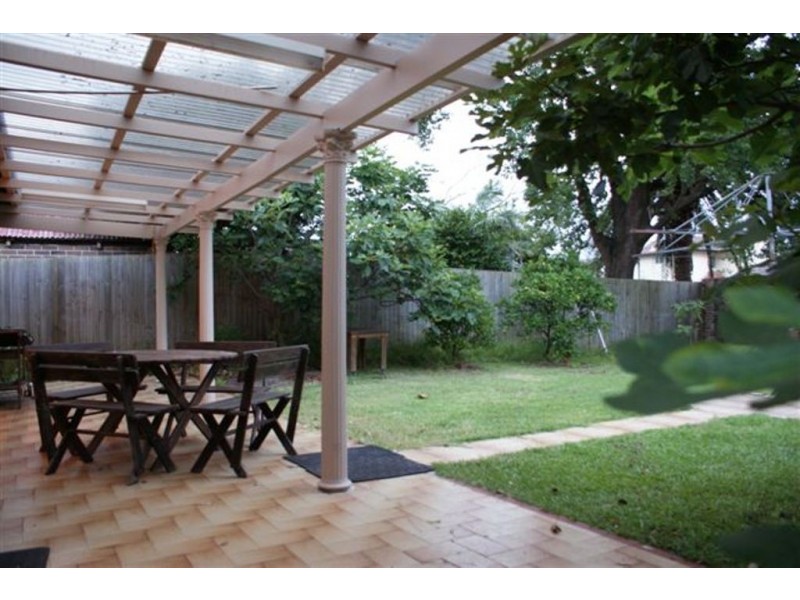 11 Strathmore Parade, Roseville NSW 2069