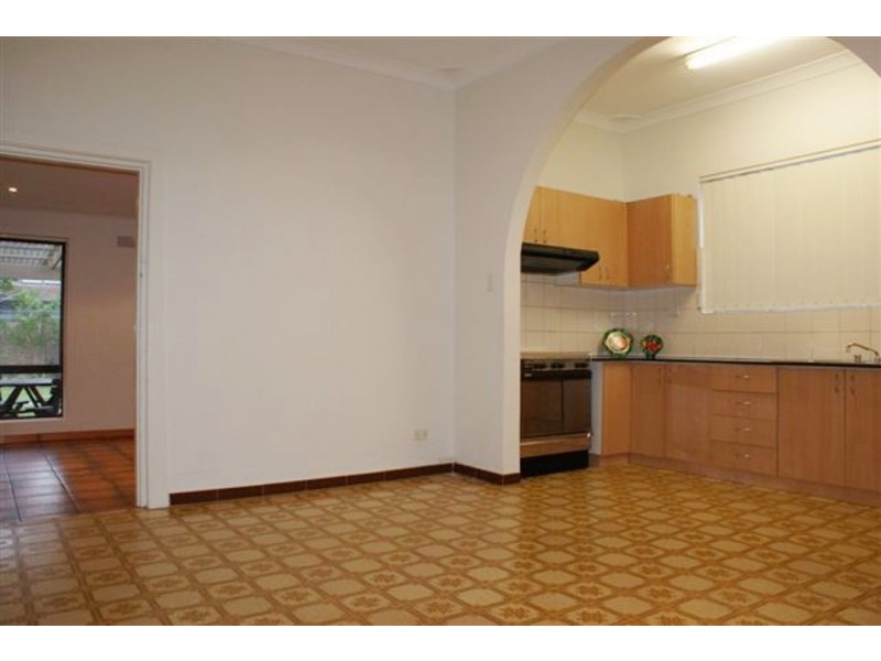 11 Strathmore Parade, Roseville NSW 2069