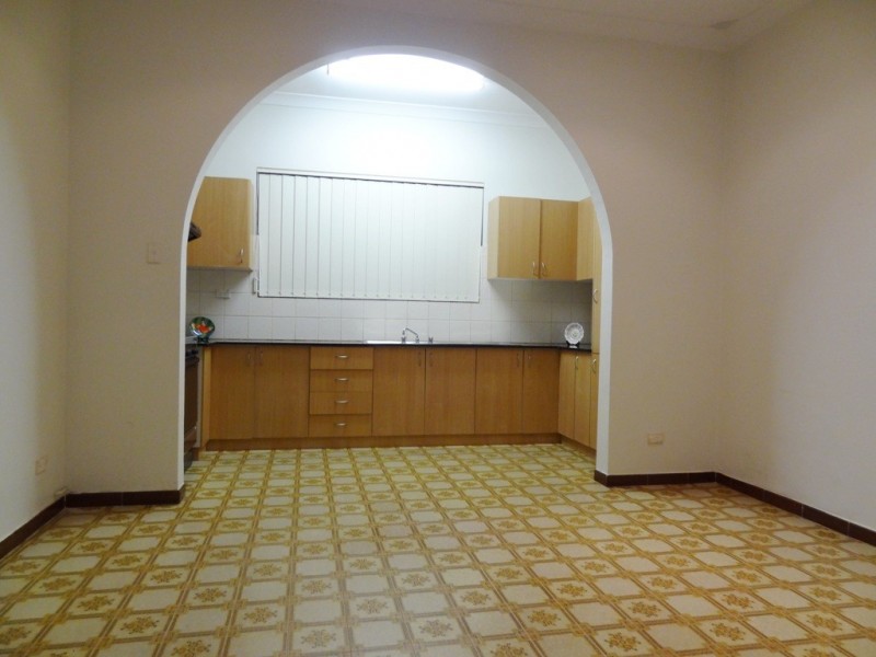 11 Strathmore Parade, Roseville NSW 2069