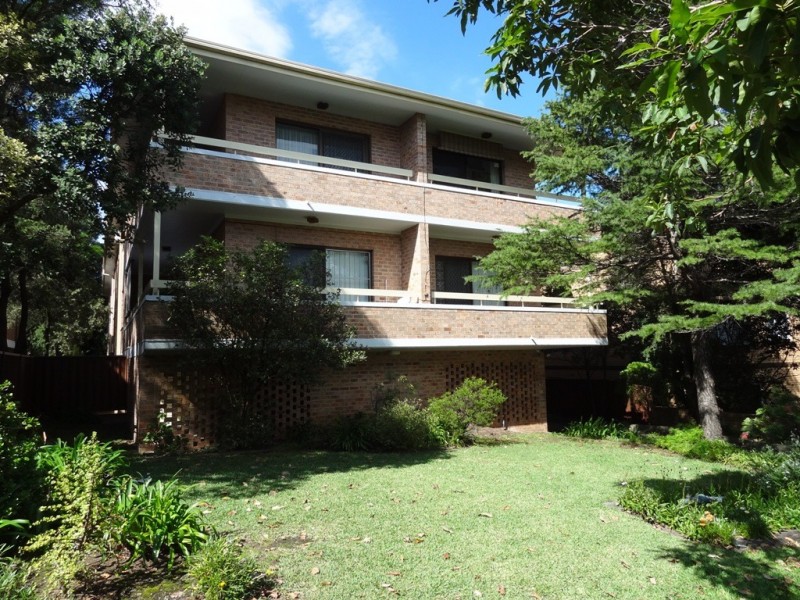 2/188 Queen Victoria Street, Bexley NSW 2207