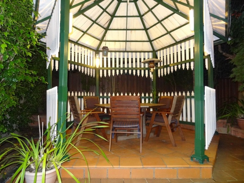 4 Hibiscus Close, Alfords Point NSW 2234