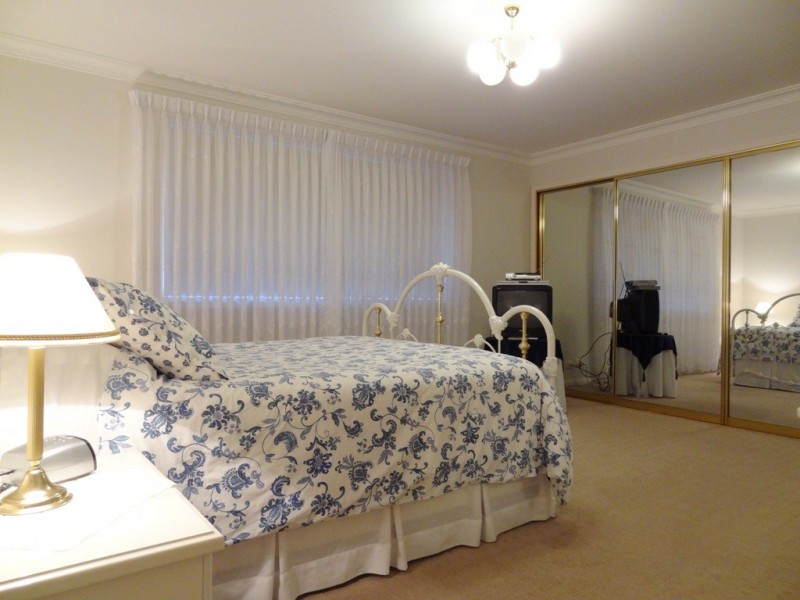 4 Hibiscus Close, Alfords Point NSW 2234