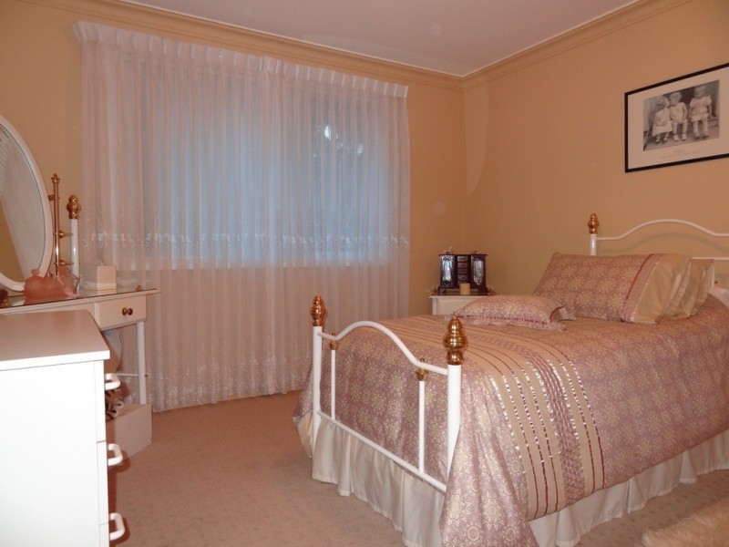 4 Hibiscus Close, Alfords Point NSW 2234