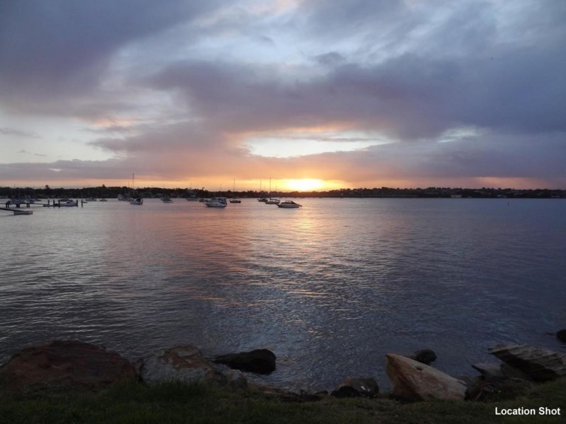 2/57a Old Taren Point Road, Taren Point NSW 2229