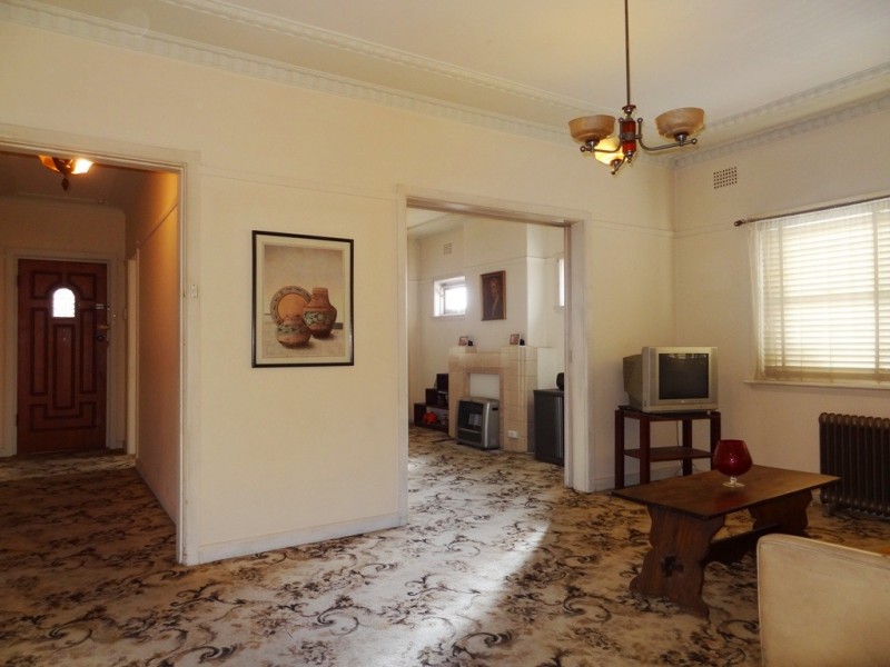 148 Bexley Road, Earlwood NSW 2206