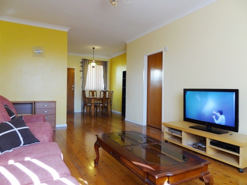 2 / 3 Sackville Street, Bardwell Valley NSW 2207