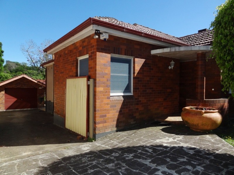 176 Slade Road, Bardwell Park NSW 2207