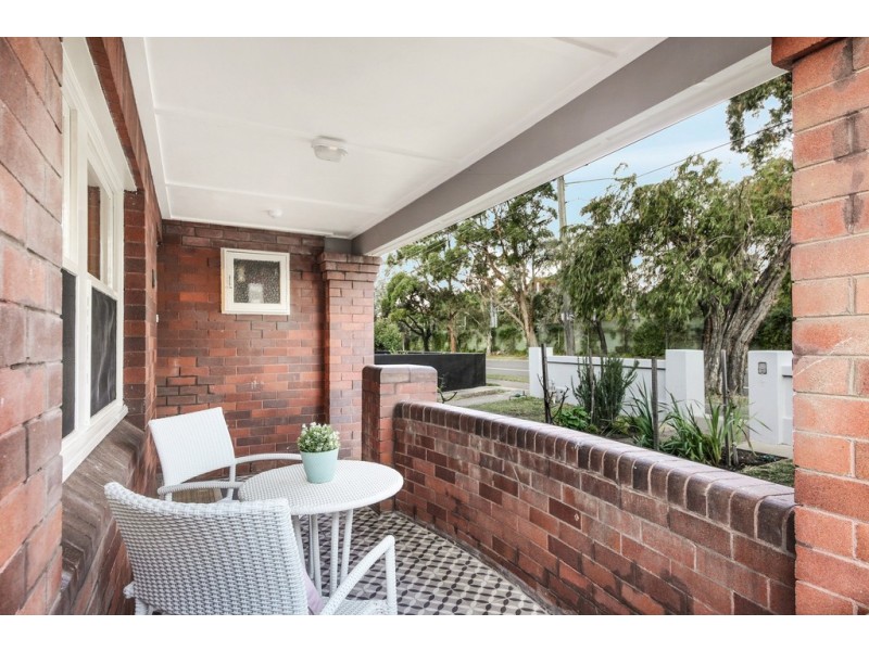 5 Kingsgrove Avenue, Kingsgrove NSW 2208